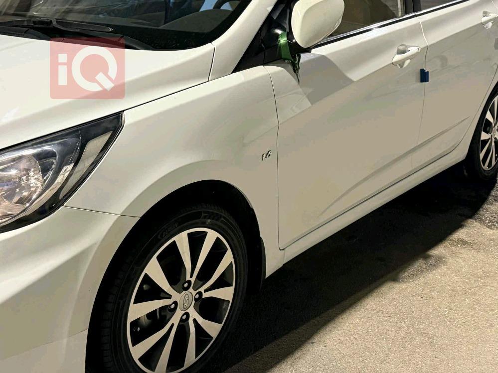Hyundai Accent
